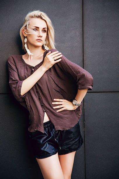 Womenswear & Dresses 7